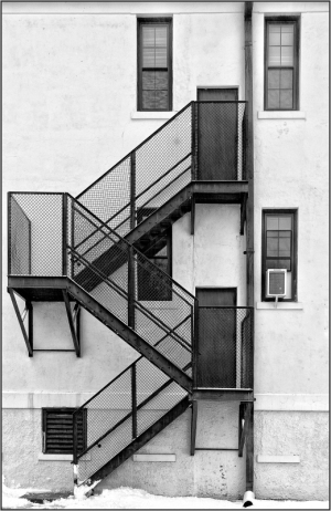 Structure