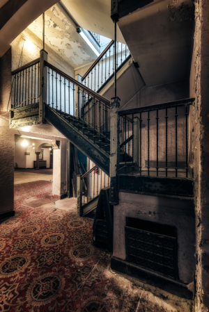 Lansdowne Theater