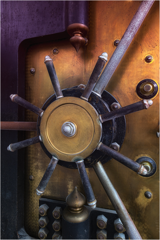 Locking mechanism for an old safe
