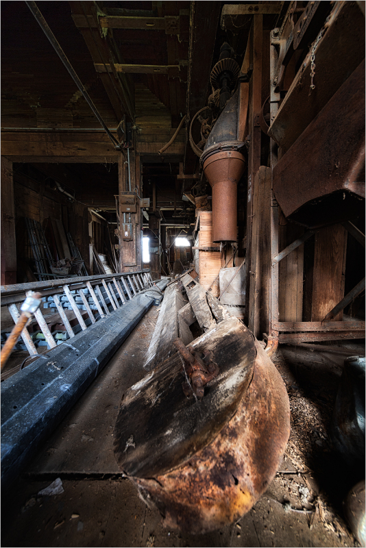 Abandoned barn