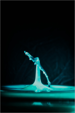 Water drop splash