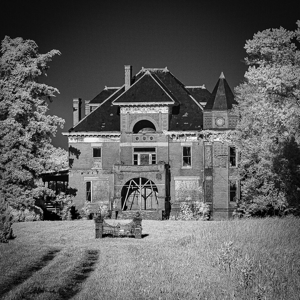 Historic Estates & Mansions