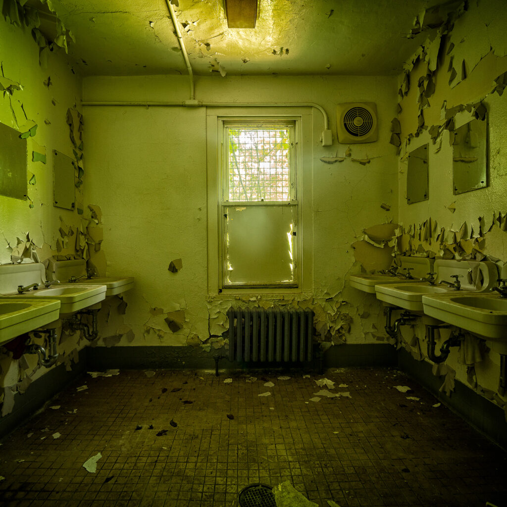Mid Orange Detention